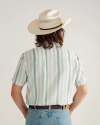 Closeup detail view of Men's Sawtooth Linen Short Sleeve Pearl Snap - White / Aqua Haze